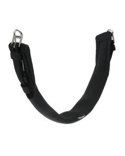 Finntack Gjord QH Neopren. Lavet i nylon, foret i neopren. Med D ring til fastgørelse af fortøjr.