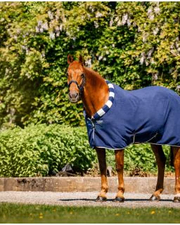 Newmarket Cosy Fleece Cooler fra Horseware