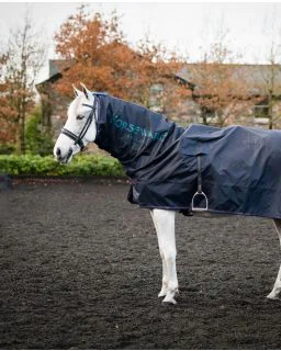 Rambo Mack in Sack fra Horseware - Navy/Burg, Teal and Navy