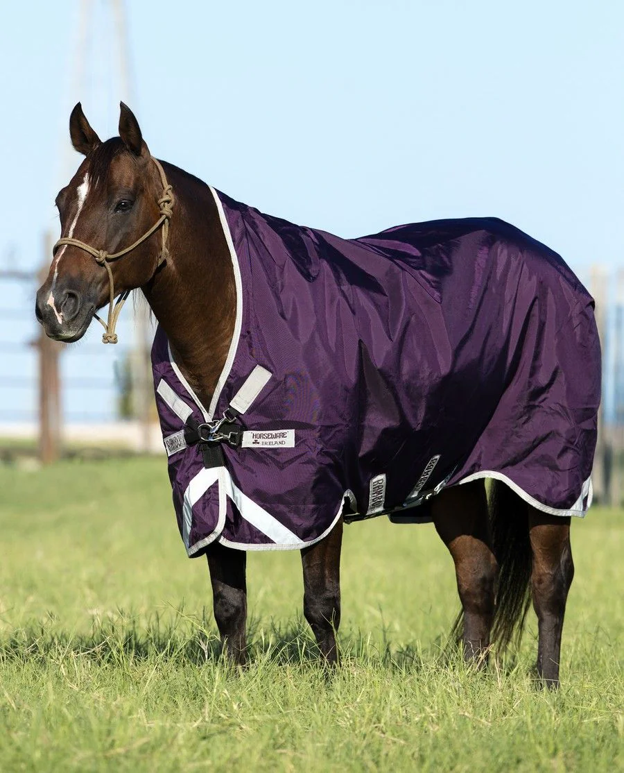 Rambo Wug Turnout Lite/ 0g fra Horseware - Dark Purple/Silver