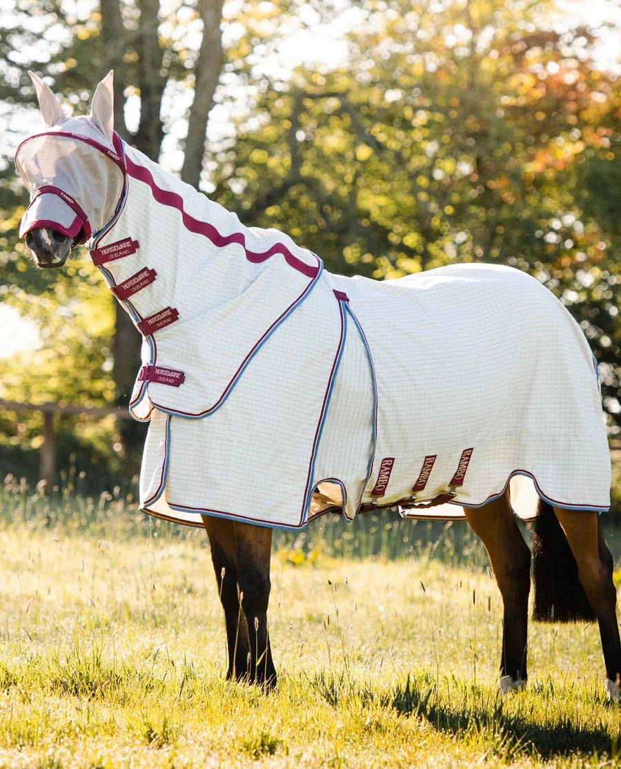 Rambo Optimo Supreme Summer Sheet fra Horseware - Navy Check/Cherry, Peach and Blue