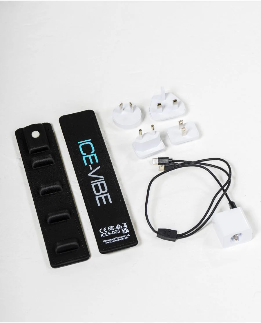 Ice Vibe Cable and Transformer fra Horseware