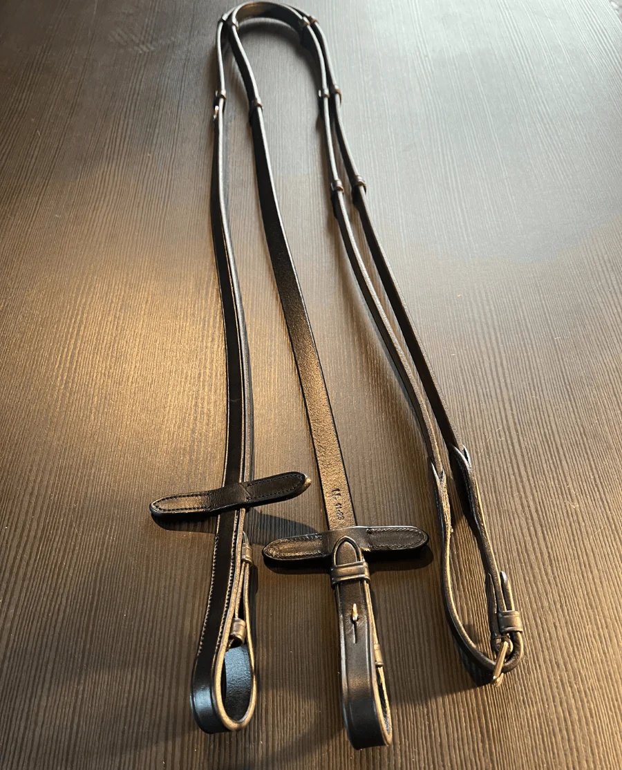 Finesse Tøjler Fladt Syet med Stoppere Sort/Guld