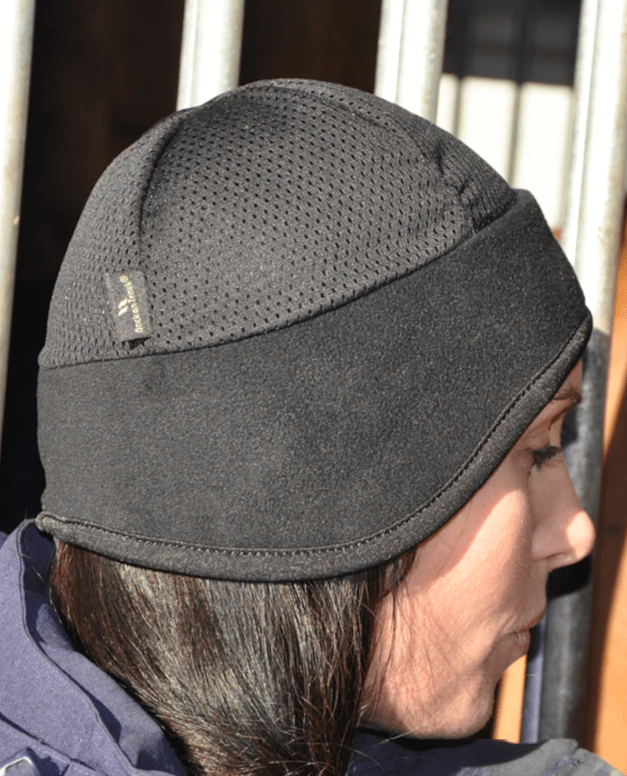 Fleece pandebånd med nethue fra Back On Track