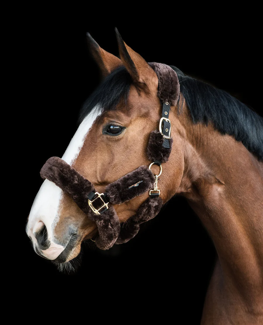 Grime med Lammeskind fra Kentucky Horsewear-Brown