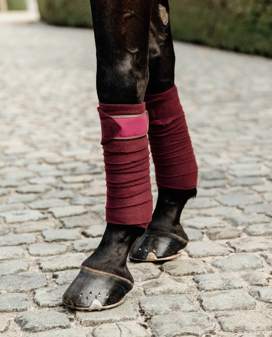 Polar Fleece bandager fra Kentucky Horsewear-Bordeaux