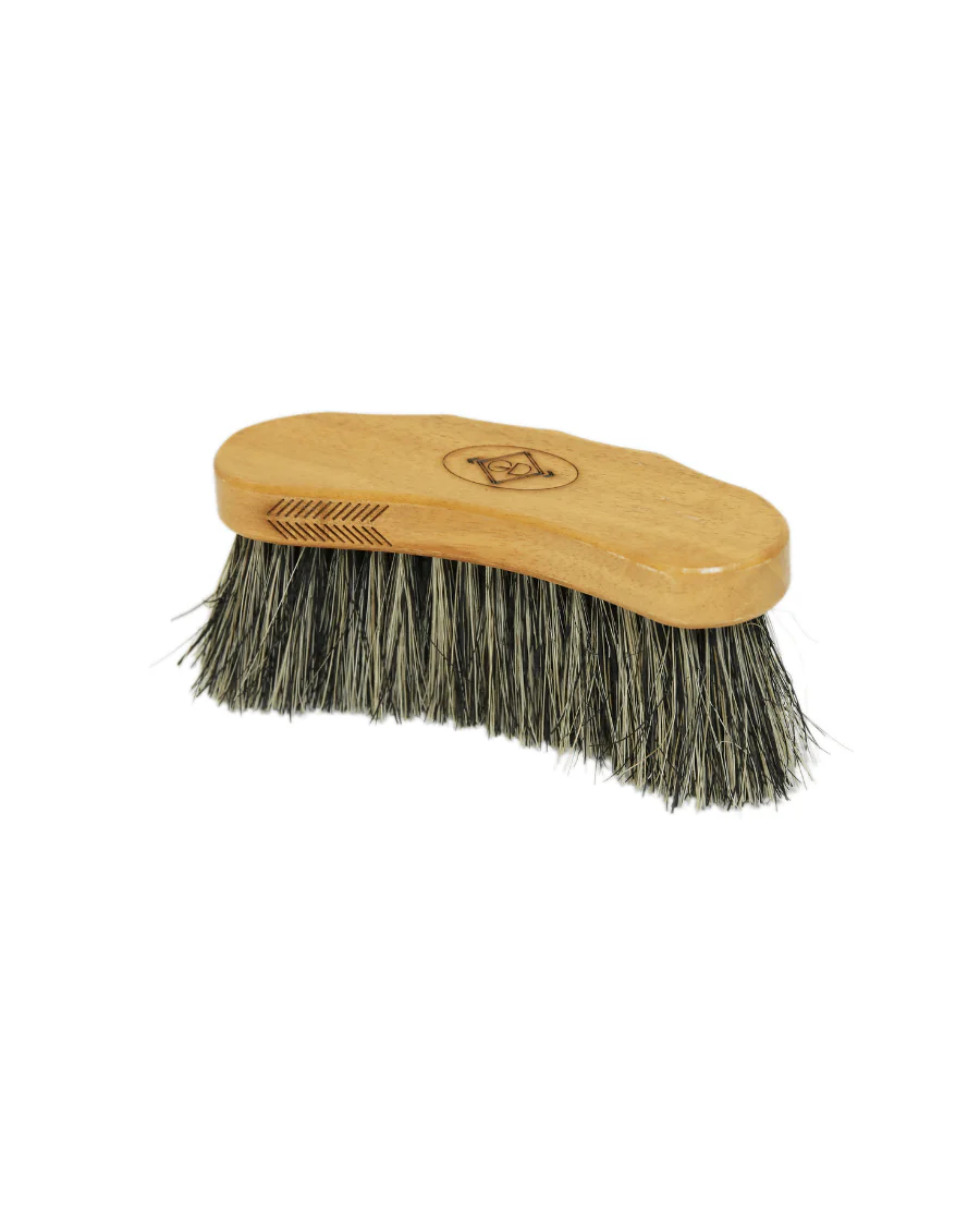 Grooming Deluxe Middle Hard Brush